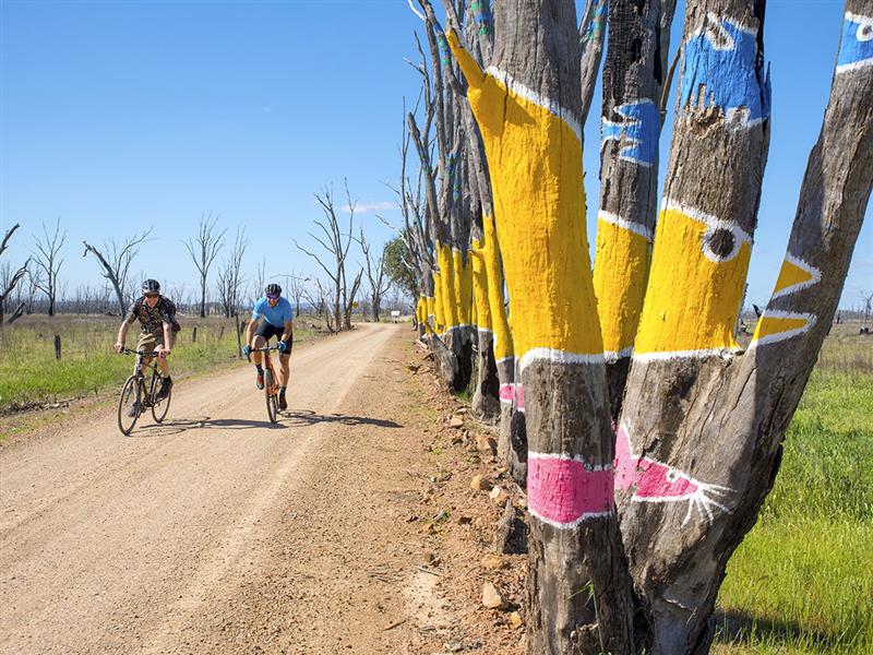 Cycling, Winton Wetlands, Chesney Vale, High Country, Victoria
