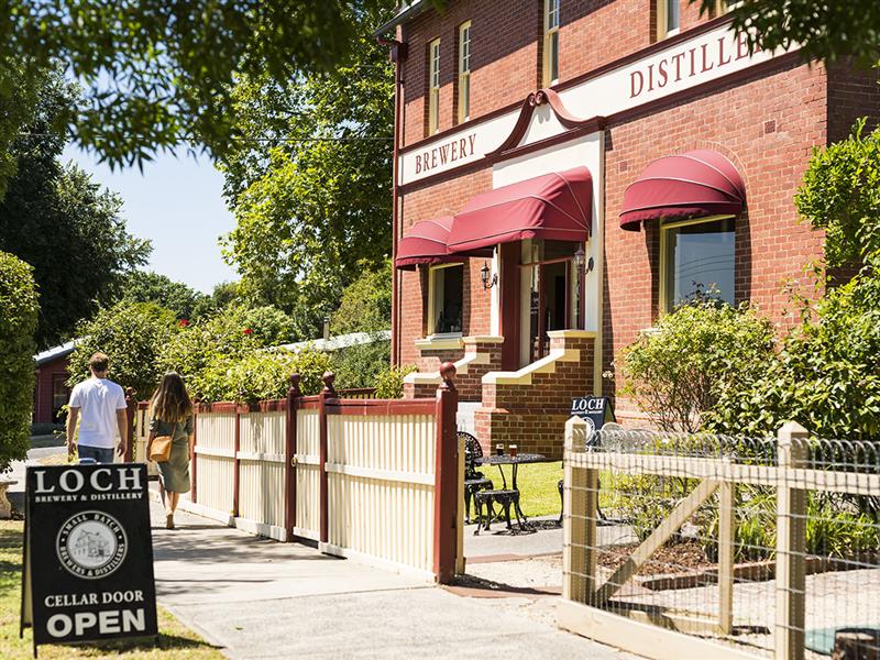 Loch Brewery & Distillery