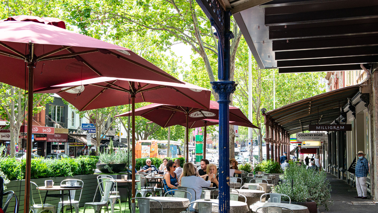 Al fresco dining on Lygon Street, Melbourne