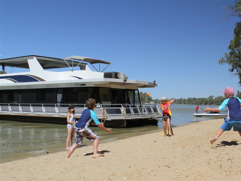 Mildura Holiday Houseboats