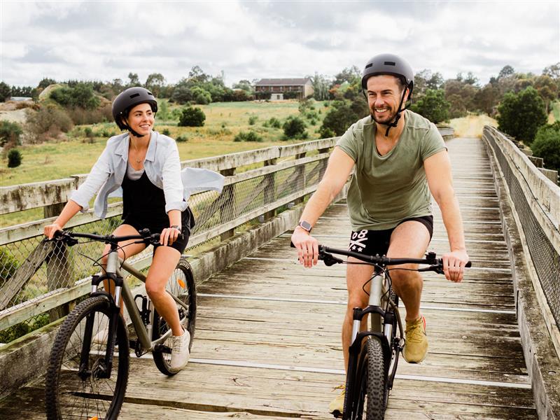 Ballarat-Skipton Rail Trail, Goldfields, Victoria, Australia.